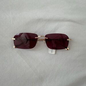 Stylish Burgundy Sunglasses